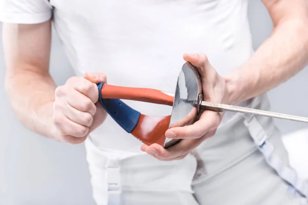 Young man professional fencer — Stock Photo