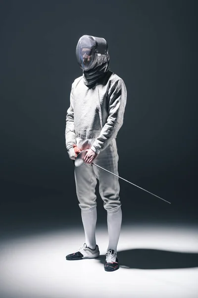 Professional fencer with rapier — Stock Photo