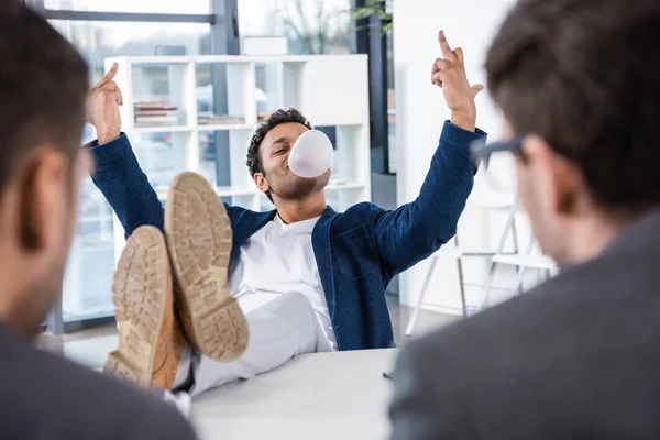 Uomini d'affari al colloquio di lavoro — Foto stock