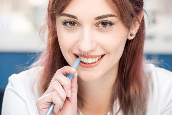 Scientist in chemical lab — Stock Photo