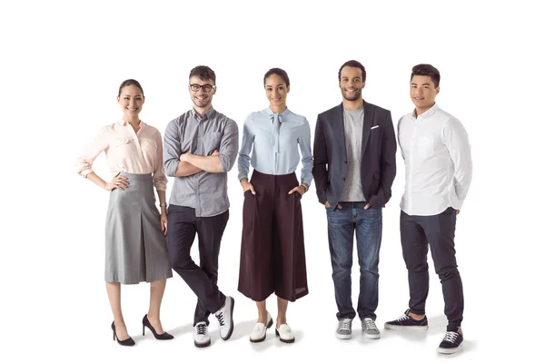 Мультиэтнические предприниматели, стоящие вместе — стоковое фото