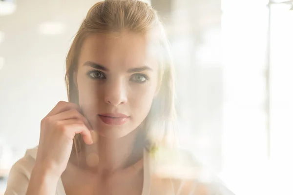 Beautiful blond woman — Stock Photo