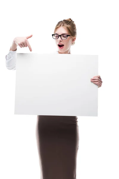 Businesswoman with blank card — Stock Photo