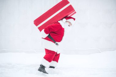Noel Baba taşıma hediye kutusu