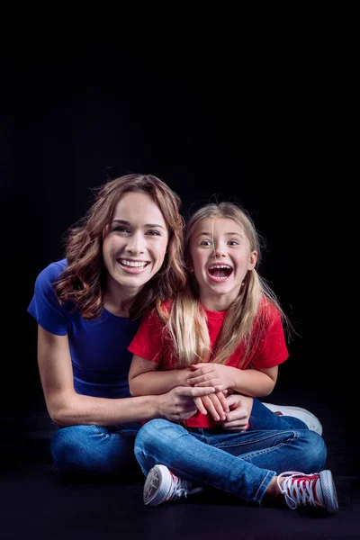Lycklig mor och dotter — Gratis stockfoto