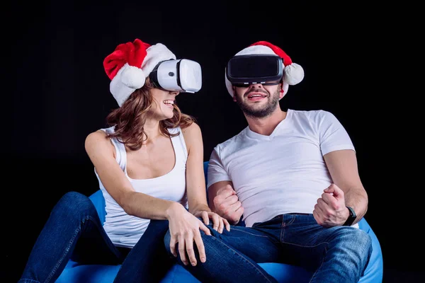 Couple using virtual reality headsets — Stock Photo