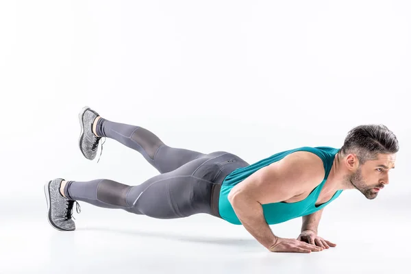 Homem fazendo exercício prancha — Fotografia de Stock