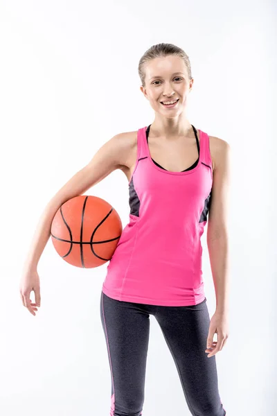 Jogadora de basquete feminino com bola — Fotografia de Stock