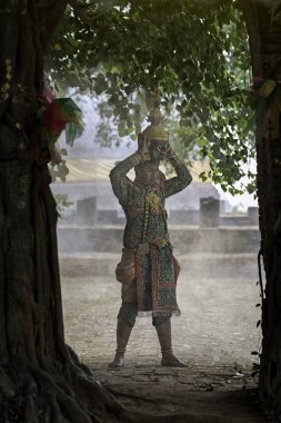 Strickly Khon dans performans