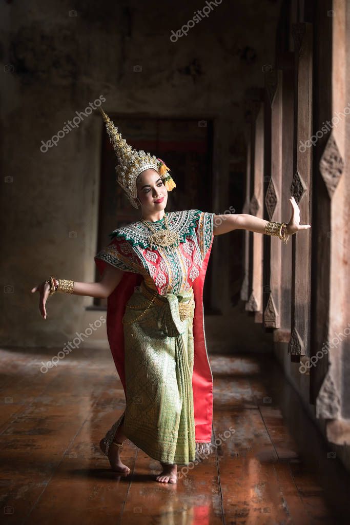 Thai traditional dance of the Ramayana dance Stock Photo by ©Pentium5  129773588