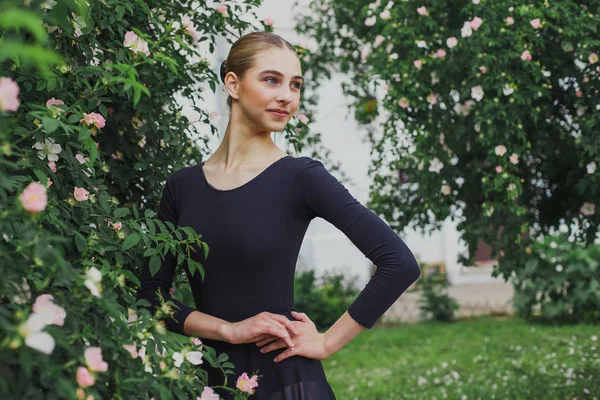 Portret Van Een Ballerina Straat — Stockfoto
