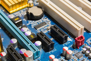 bilgisayar çipi telefon