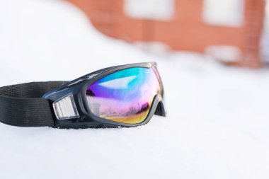 Snowboard için maske