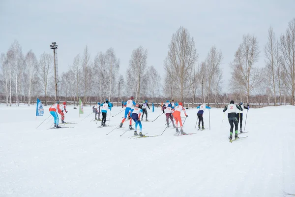 Zarinsk Russia Marzo 2020 Sci Sci Massa Sci Tra Gli — Foto Stock