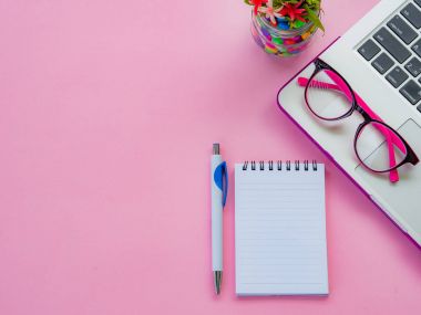 Düz yatıyordu, en iyi görünümü office tablo Resepsiyon çerçevesi. 