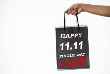Çin yemeği online alışveriş torbaları ile Etiketler satış tutan el 