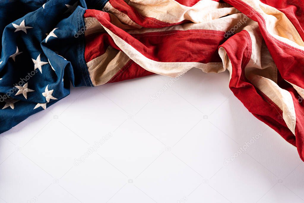 Happy Memorial Day. American flags with the text REMEMBER & HONOR against a white background. May 25.