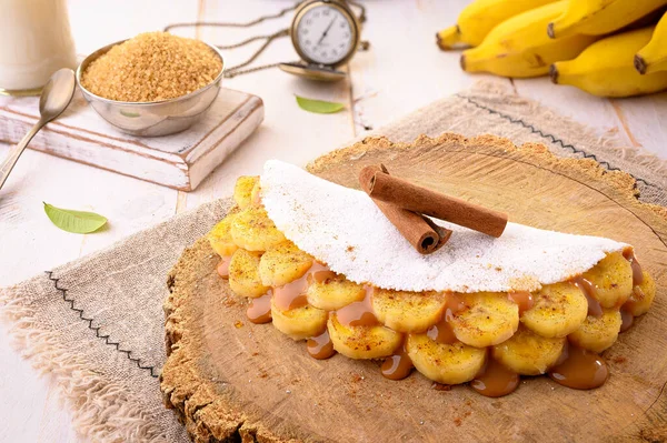 Tapioca Banana Maniokmjöl Pannkaka Med Karamelliserad Banan Kondenserad Mjölk Och — Stockfoto