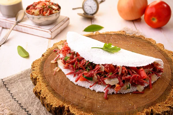 Kuru Meat Tapioca (Carne Seca) (124- Tipik kuzeydoğu Brezilya yemeği