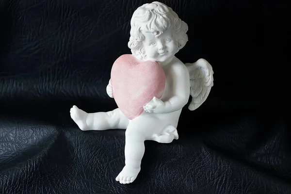 White Angel Pink Heart Hands Black Background Soft Focus — Stock Photo, Image