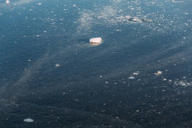 Buz Gölü, su buz. Doku, arka plan. Ücretsiz boşaltmak