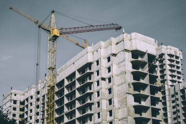 Voronej şehir modern beton yüksek katlı binaların inşaat alanında 