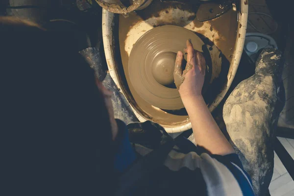 Top view of female potter at work — Stock Photo, Image