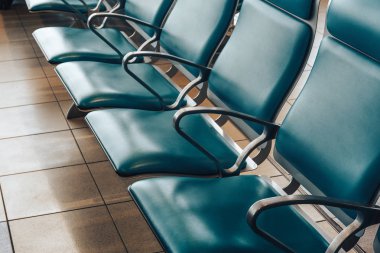 Tezgah sandalye ile Havaalanı Terminal