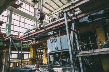 Büyük bir terk edilmiş Sovyet fabrika iç