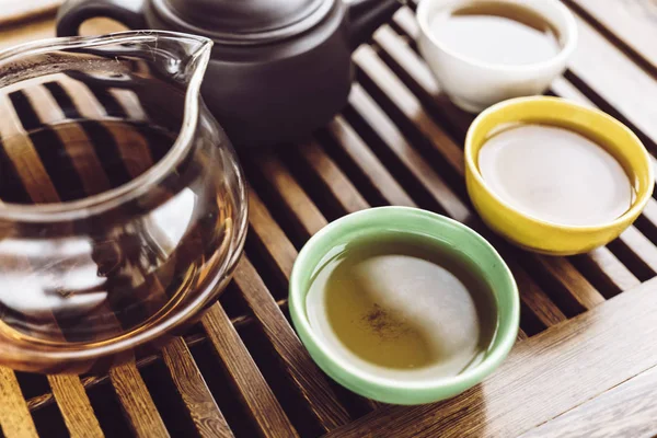 Conjunto de chá chinês, teatable de madeira para fundo cerimônia de chá — Fotografia de Stock