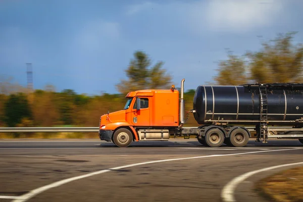 Blurred truck photo in motion — Stock Photo, Image
