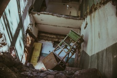 Yıkık ev afet, savaş, deprem, kasırga veya diğer doğal Tufan sonrasında inşa
