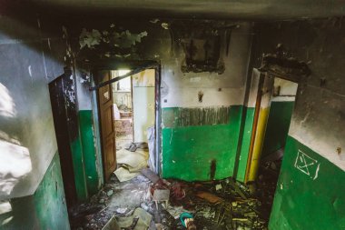 Yıkık ev inşa afet, savaş, deprem, kasırga sonra