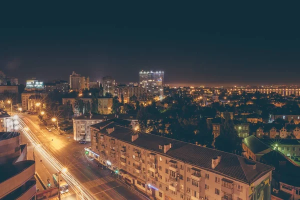 Voronezh ciudad centro y horizonte panorama al atardecer, tonificado — Foto de Stock