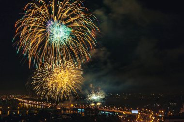 2017 günde şehir onuruna Chernavsk Köprüsü'nde festival Selam