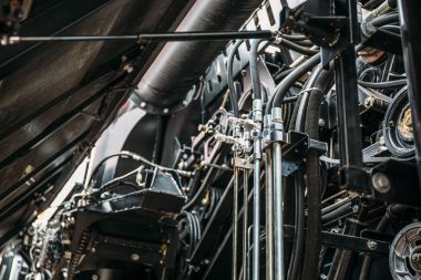 Hasat motor, vites zincirleri, yeni modern teknoloji birleşmek araç motor iletim mekanizmaları