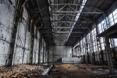 Büyük terk edilmiş endüstriyel Hall'un orada ya da harap fabrika veya Ambar Voronej hangar