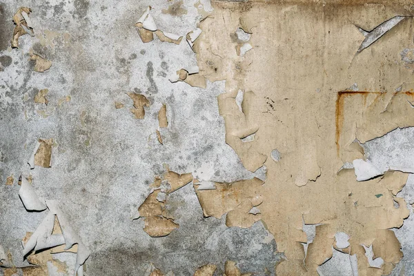 Vintage grunge arka plan doku kırık yıpranmış boya ve su çizgileri izleri ile eski beton duvar — Stok fotoğraf