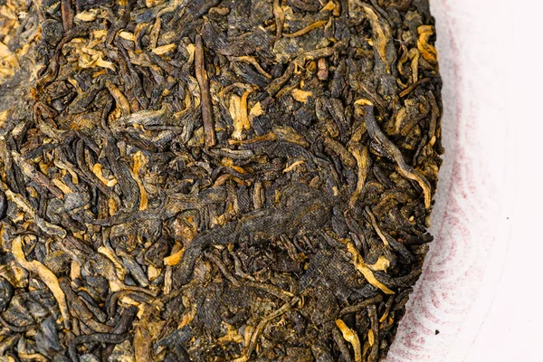 Oude Shu Puerh Chinese gefermenteerde zwarte thee, bovenaanzicht — Stockfoto
