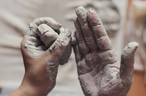 Female potter works with clay, craftsman hands close up — Stock Photo, Image