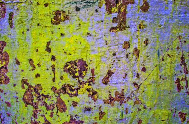 Eflatun ve sarı kırık duvar veya kırmızı renkli eski taş yüzeyi farklı tür uygulama için soyut parçası boyalı