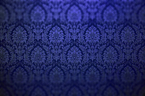 Frammento di carta da parati ornamentale colorato blu scuro — Foto Stock