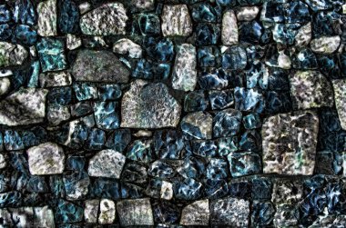 Eski nehir taşları doku beyaz gri kahverengi siyah yeşil mavi kireç sarı turuncu kestane rengi mor pembe turkuaz renkli arka plan, taş mozaik yüzey farklı türü ile tuğla duvar parçası