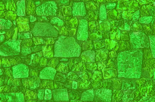 Fragmento de pared de ladrillo viejo con piedras de río textura blanco gris marrón negro verde azul lima amarillo naranja granate violeta rosa turquesa de color de fondo, diferentes tipos de piedras superficie del mosaico —  Fotos de Stock