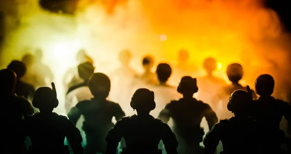 Anti-riot police give signal to be ready. Government power concept. Police in action. Smoke on a dark background with lights. Blue red flashing sirens. — Stock Photo, Image