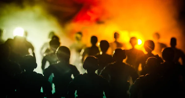 Anti-riot police give signal to be ready. Government power concept. Police in action. Smoke on a dark background with lights. Blue red flashing sirens. — Stock Photo, Image