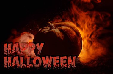 Halloween pumpkins gözleri gece parti için gülümseme ve scrary. Kapat 