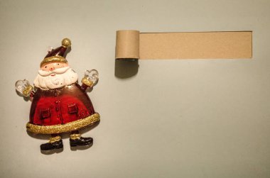 Güzel kutlama Noel arka plan. Yılbaşı tatil. Noel tatili. Kağıt arka plan üzerinde güzel Noel süsleri. Metniniz için boş alanı. Tonda