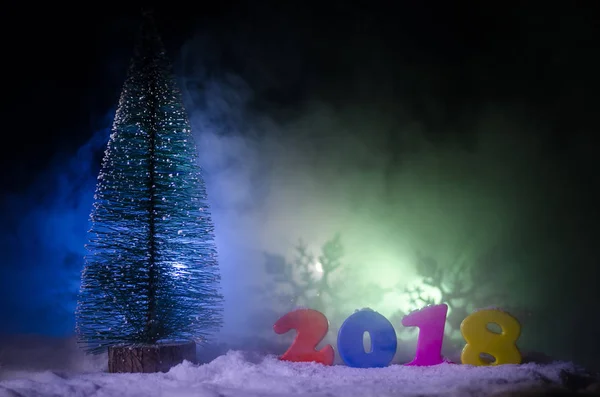 Ano Novo fundo celebração Eva com elementos de ano novo ou símbolos. Decoração para cartão de saudação. Feliz Ano Novo. Com fundo escuro — Fotografia de Stock