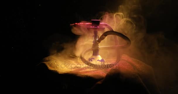 Κάρβουνα Ναργιλέ Στο Shisha Μπολ Στο Πορτοκαλί Όπως Φωτιά Σύννεφα — Αρχείο Βίντεο